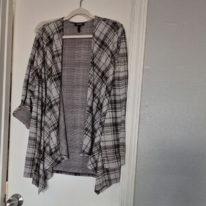 Torrid NWOT Gray & Black Plaid Open-Front Cardigan